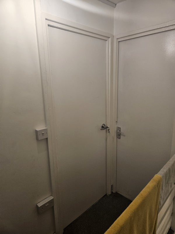 Room Ashman Close in Bristol