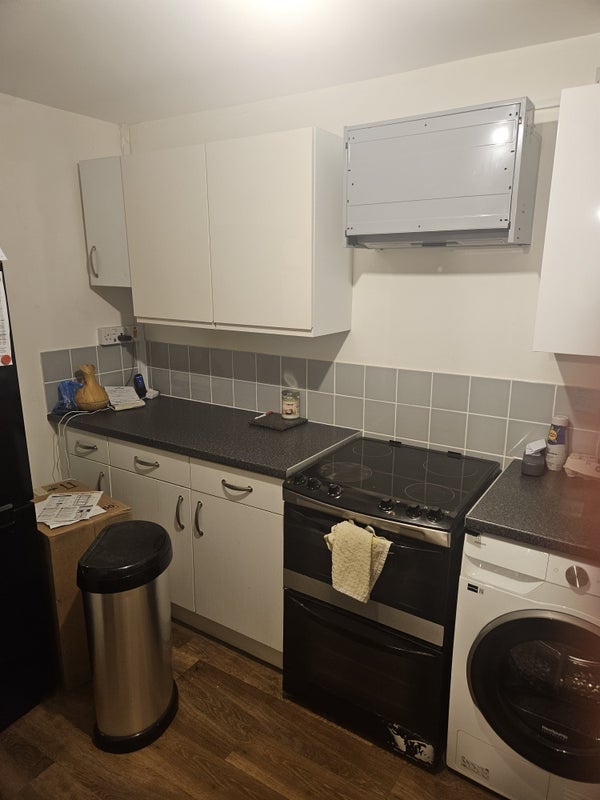 Room Ashman Close in Bristol