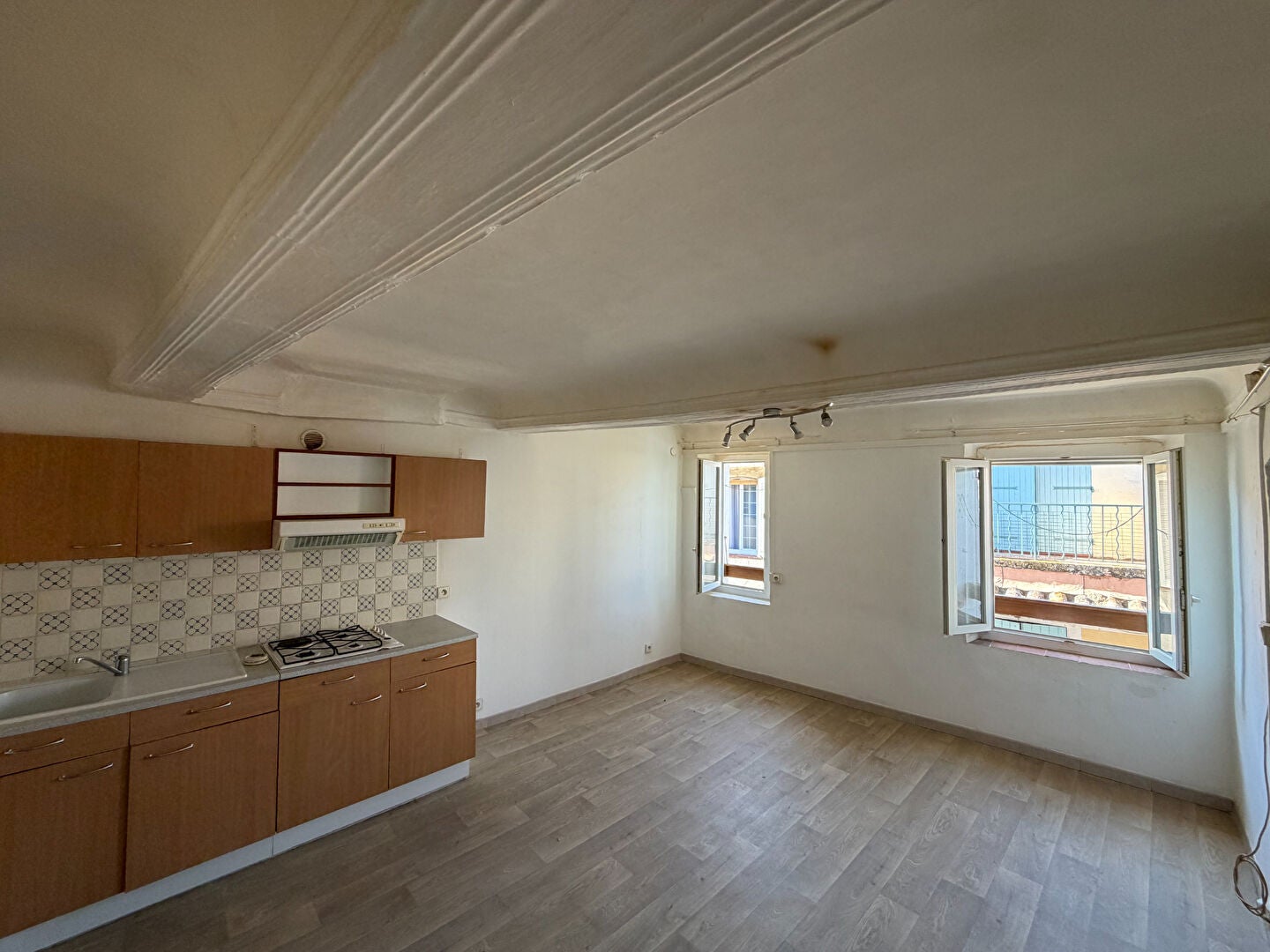 Flat Rue Victor Clappier in Toulon