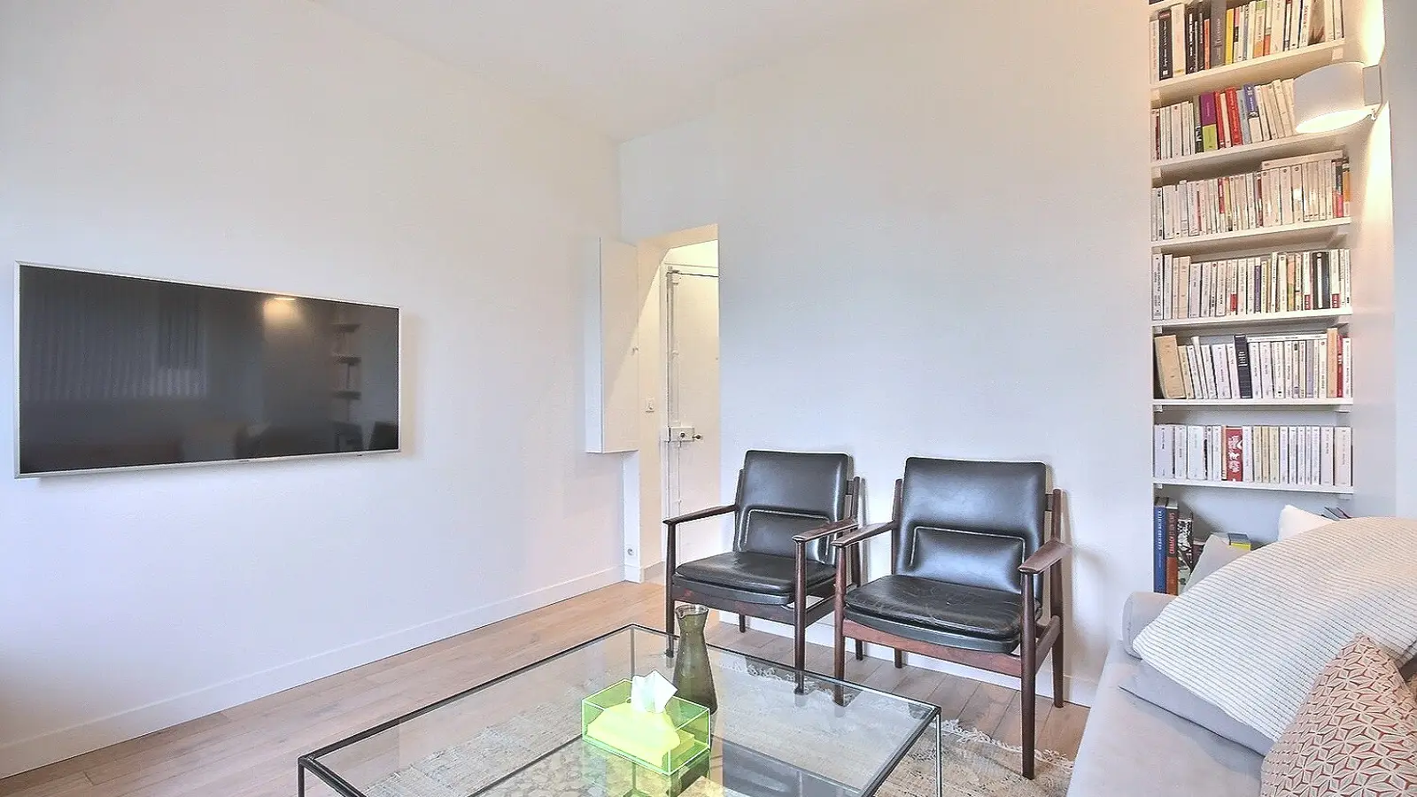 Flat Rue Custine in Paris