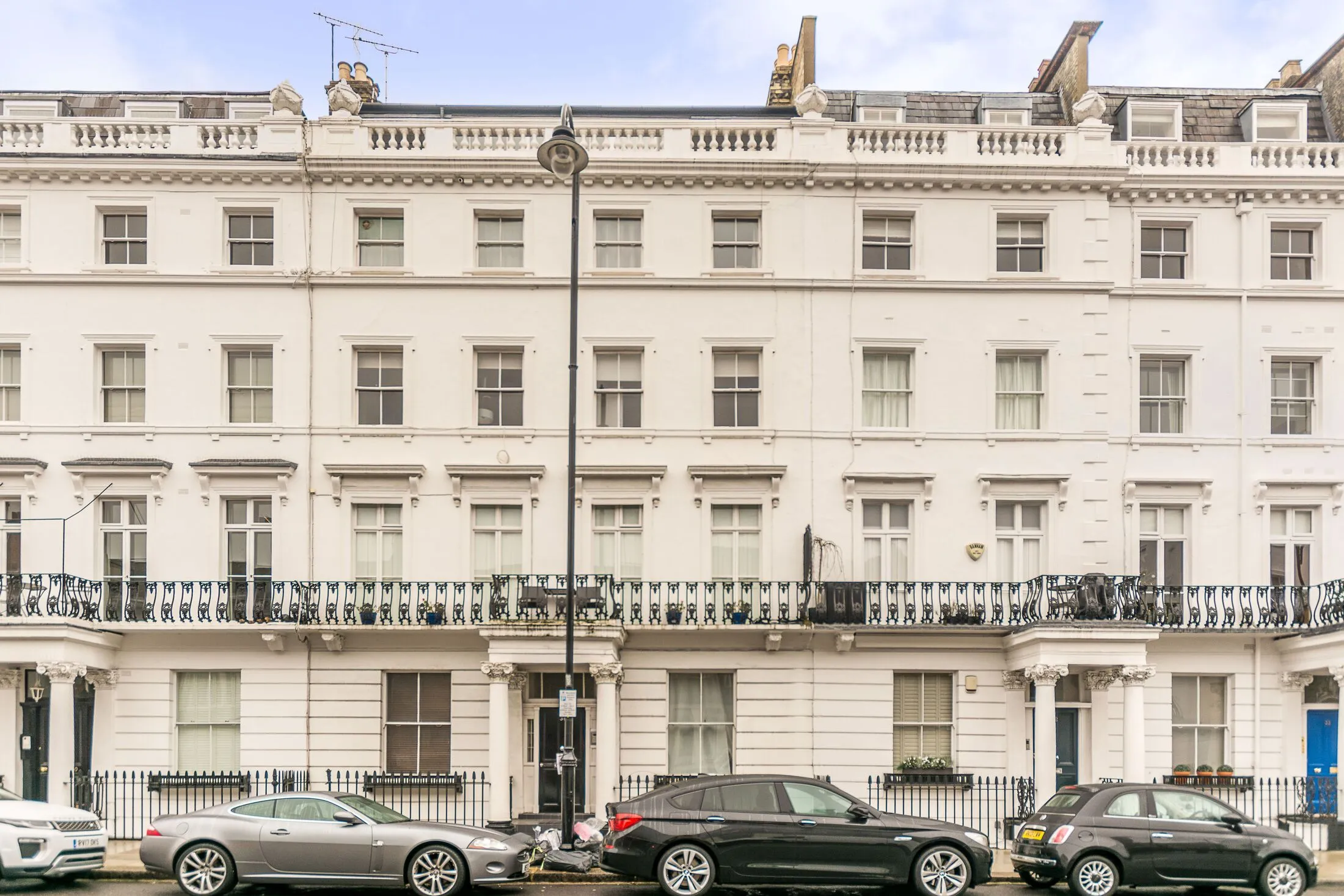 Flat Oakley Street in Greater London