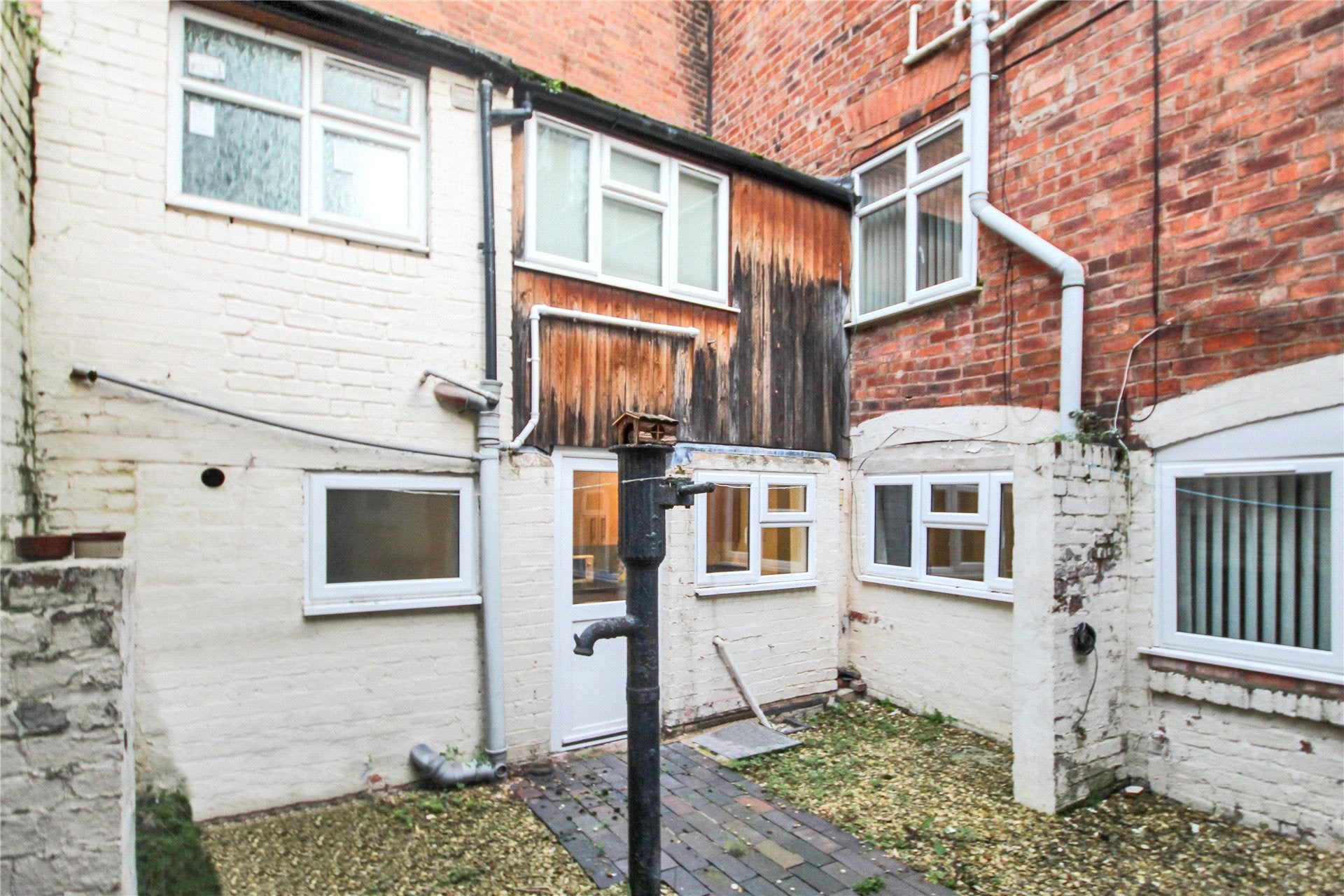Flat Barbourne Road in Worcester