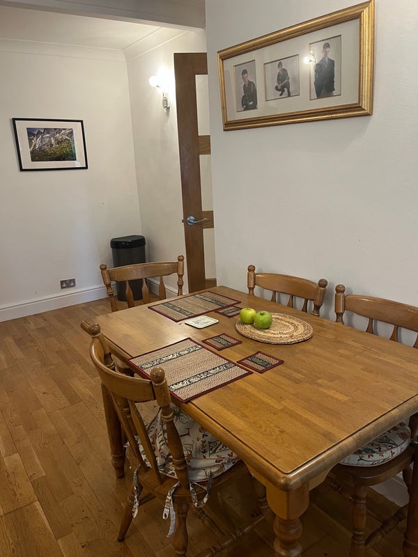 Room Woodhouse Road in Greater London