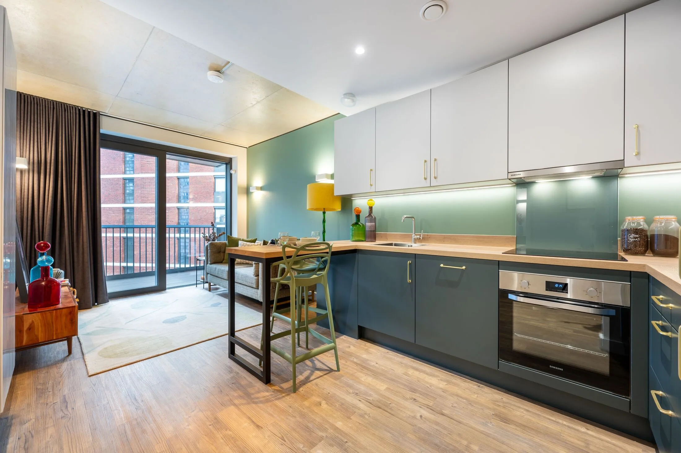Flat Wrottesley Road in Greater London
