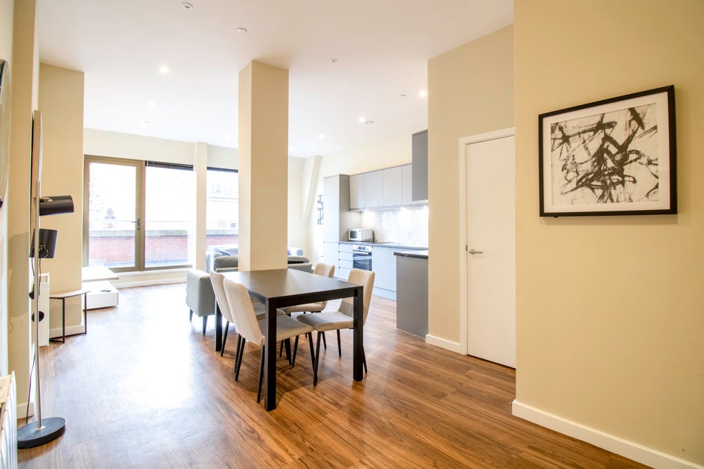 Flat Albion Place in Leeds