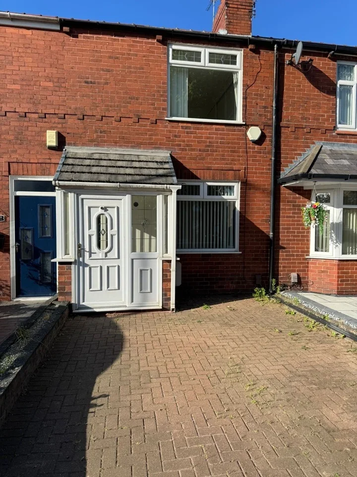 House Broad Oak Road in St Helens