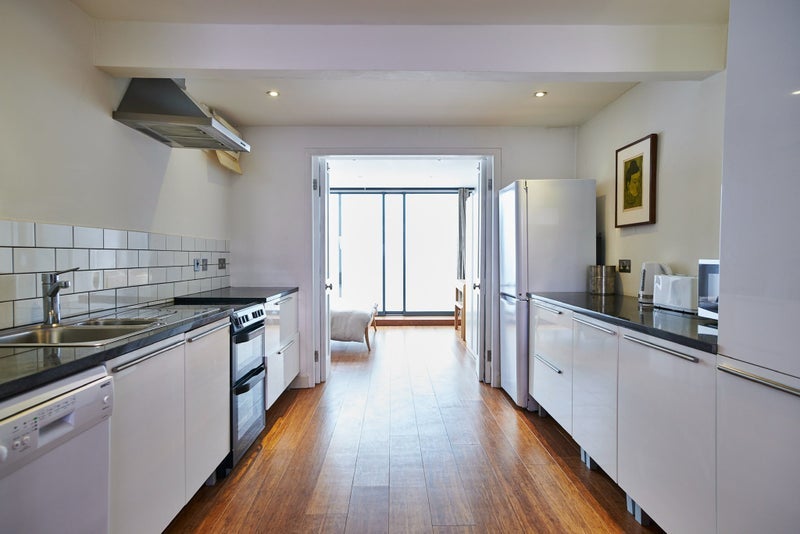 Flat Cumberland Gardens in Greater London