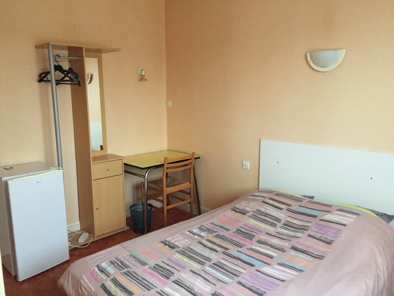 Room Avenue d'Argenson in Châtellerault
