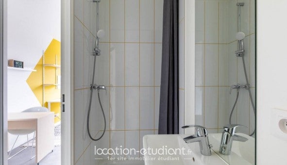 Room Avenue Aristide Briand in Bagneux