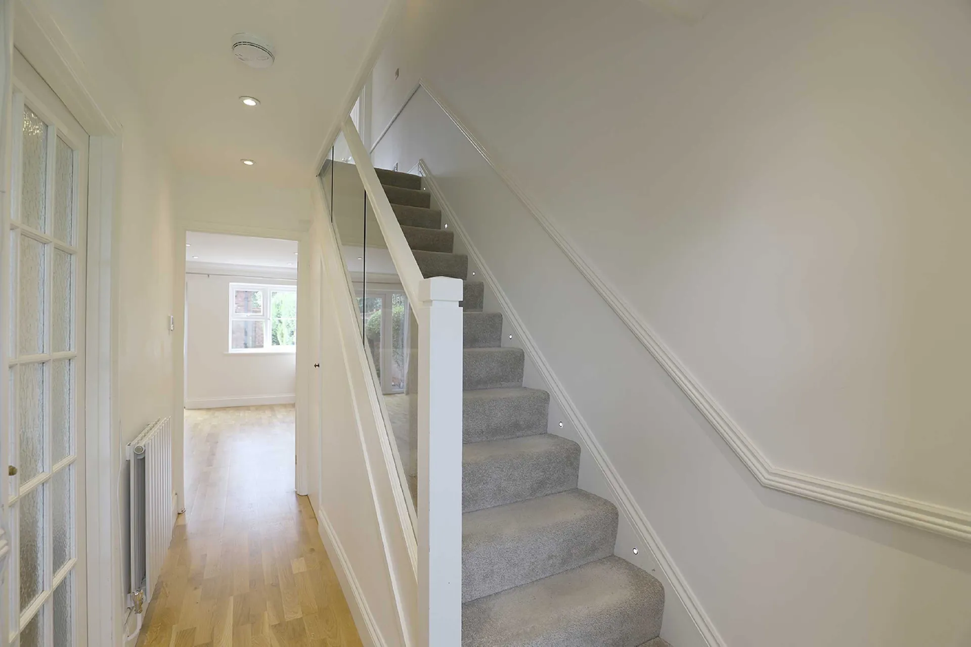 Flat Runcie Close in Sandridge