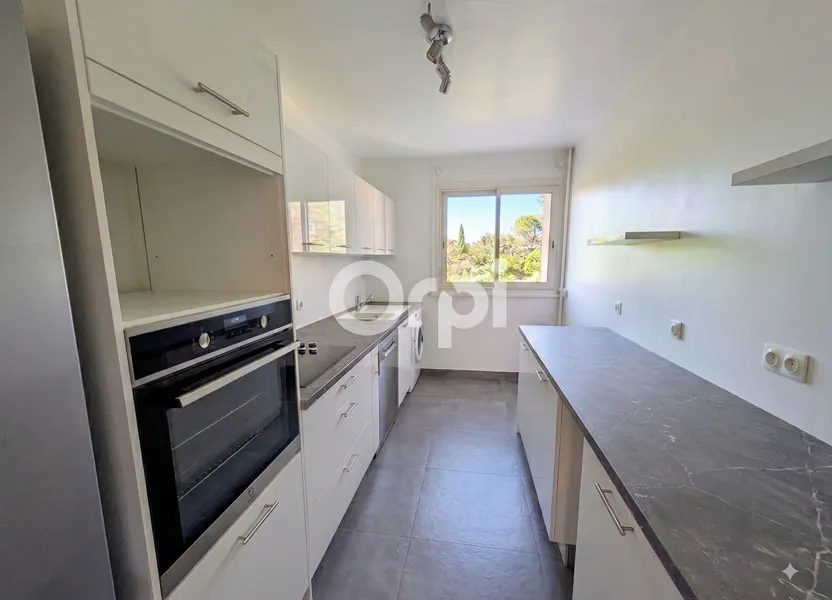 Flat Vieux Chemin de Sainte-Musse in Toulon