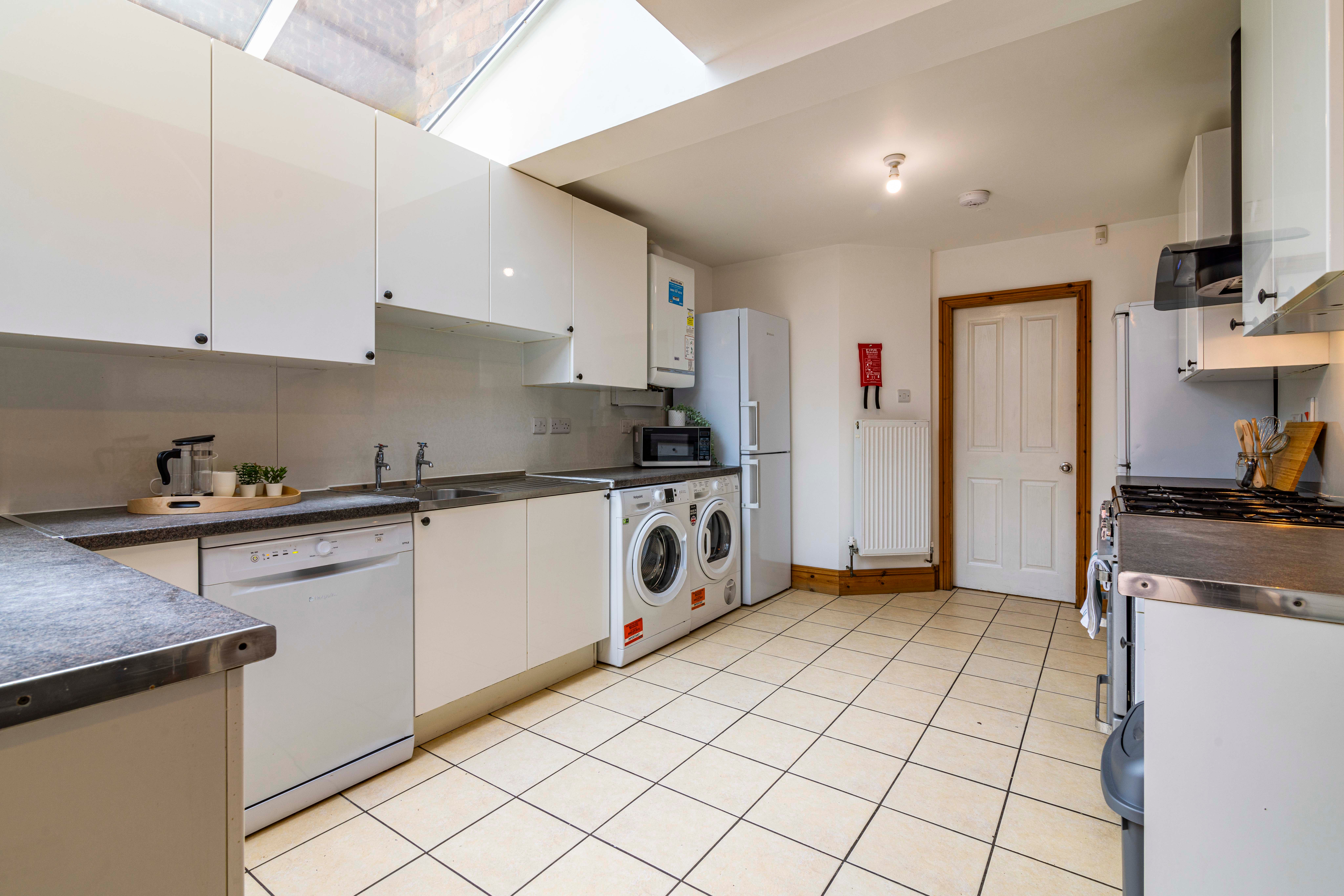 Flat Cottesmore Road in Nottingham