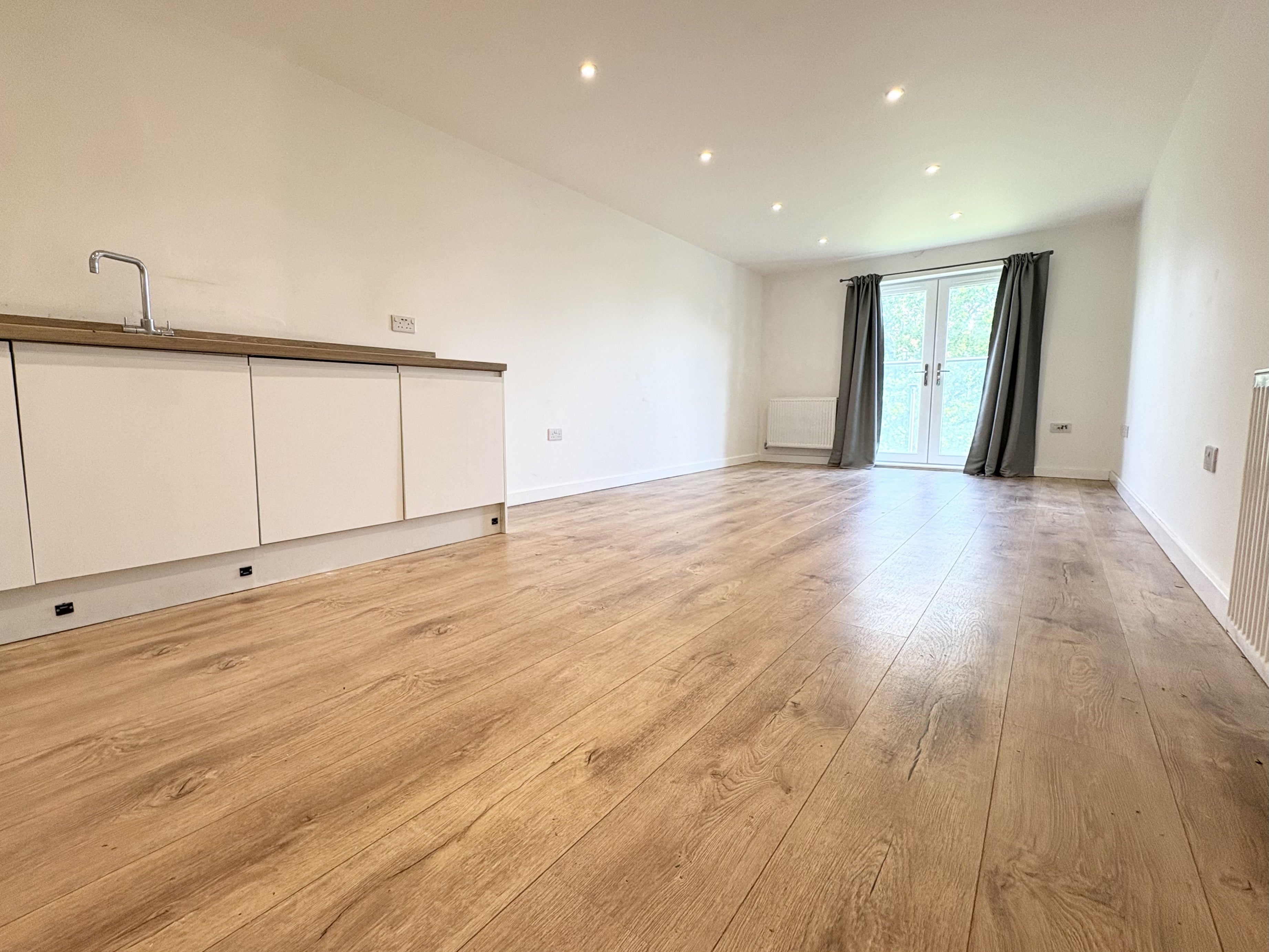 Flat Ashton Rise in Bristol