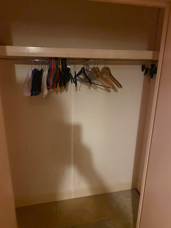 Room Wanless Road in Greater London