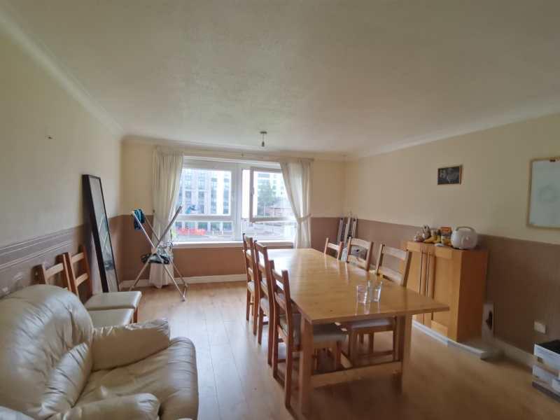 Flat St Mungo Avenue in Glasgow