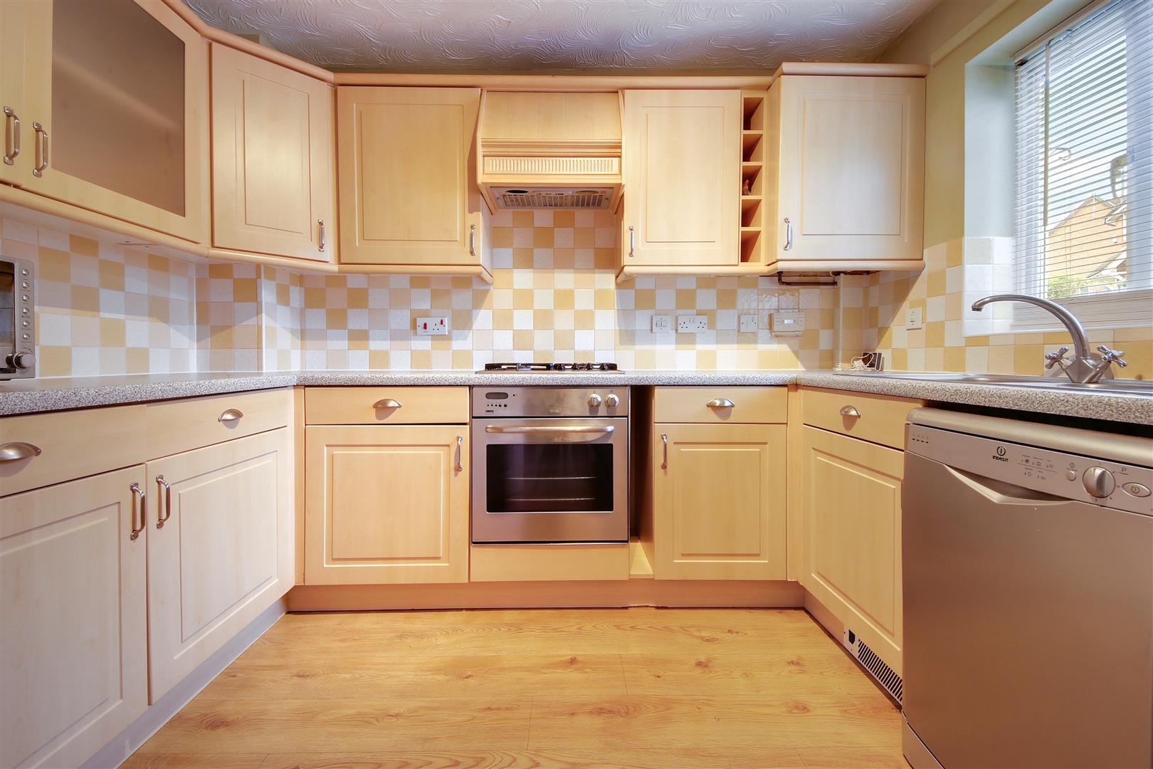 House Halliday Close in Hertsmere