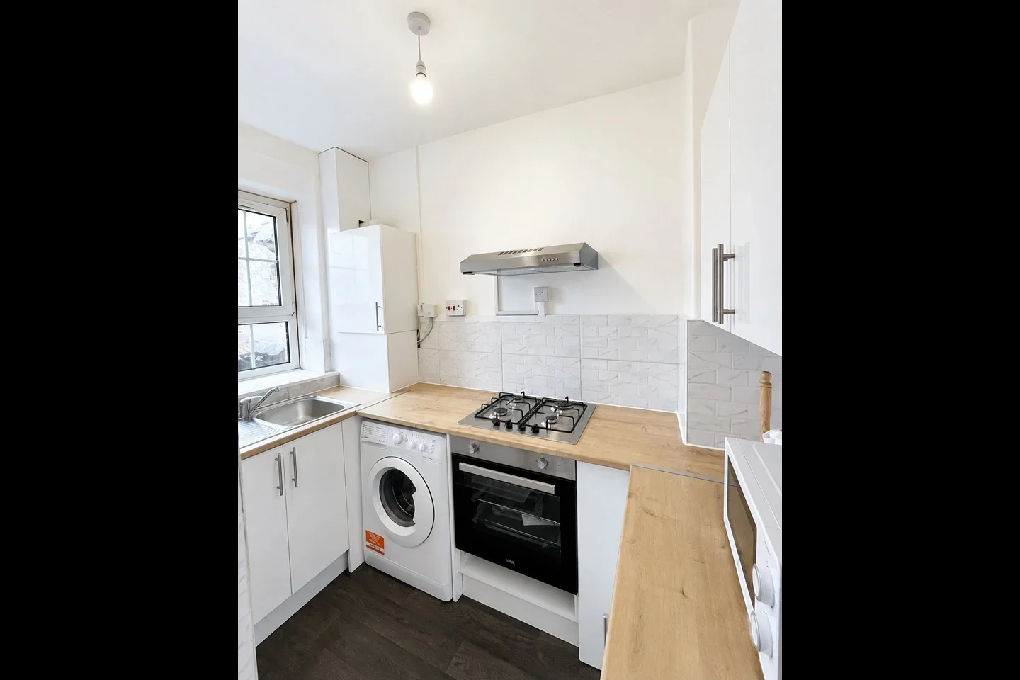 Room Chicksand Street in Greater London