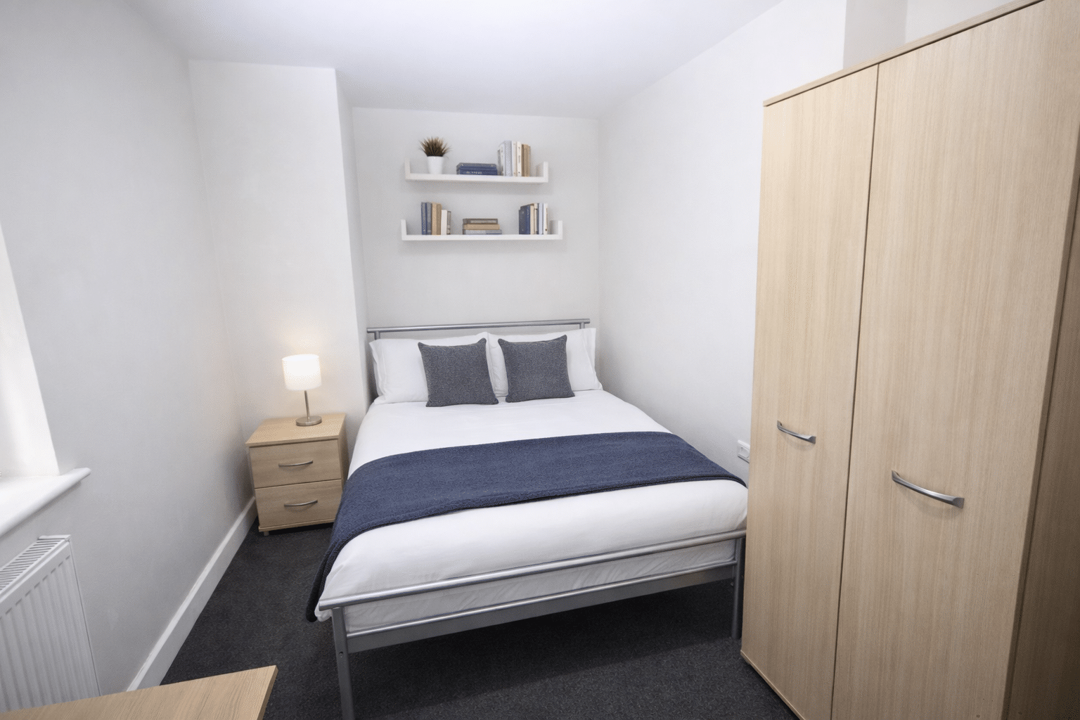 Flat Blandford Road in Salford