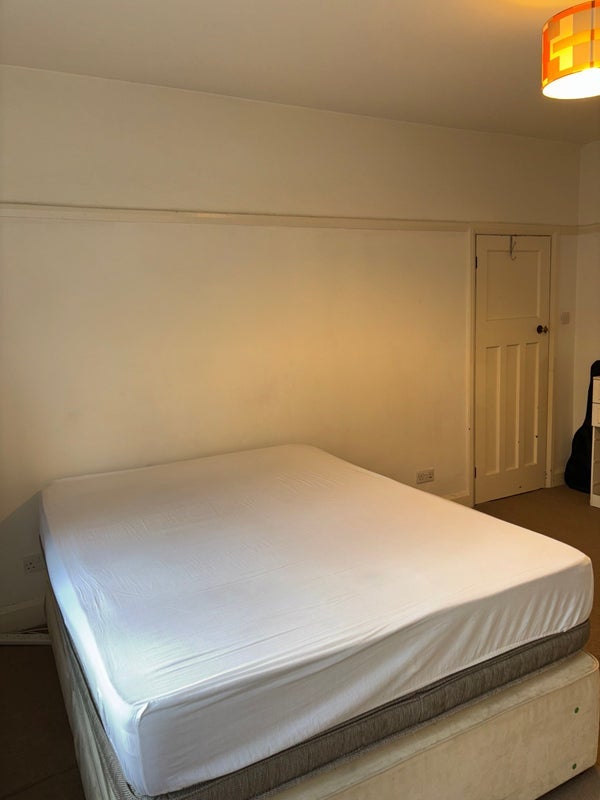 Room Briton Close in Greater London