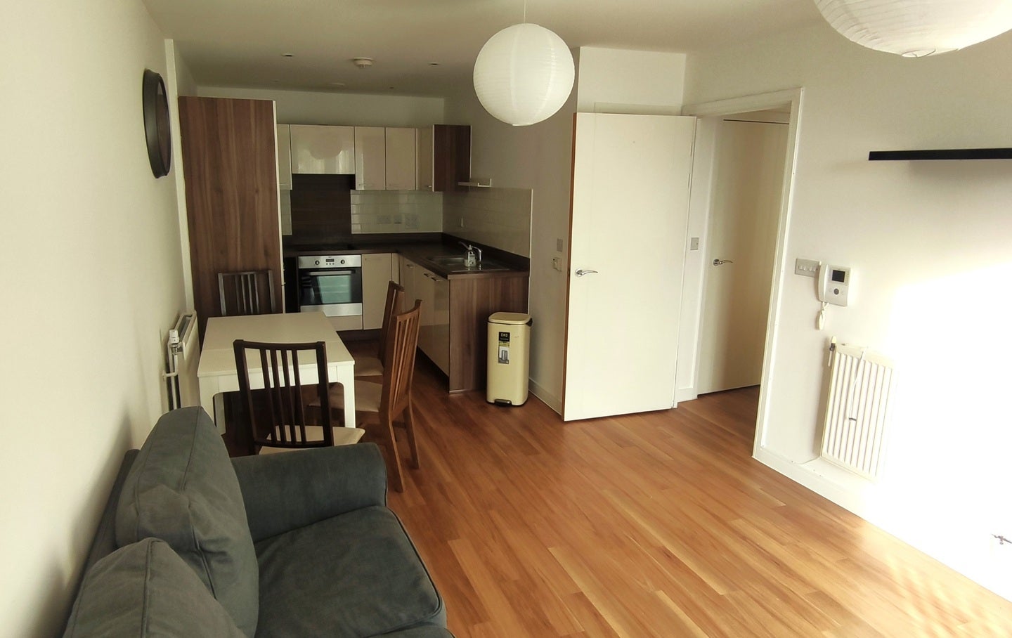 Flat Cabot Close in Greater London