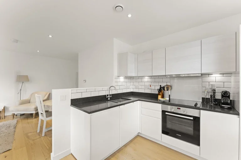 Flat FitzHerbert Walk in Greater London