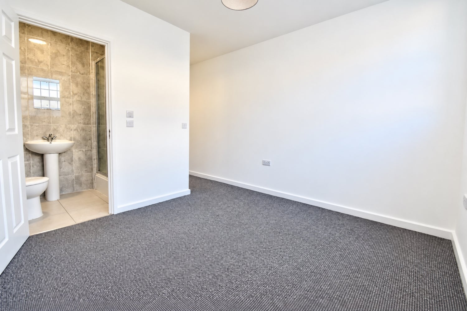Flat Deal Court in Northampton