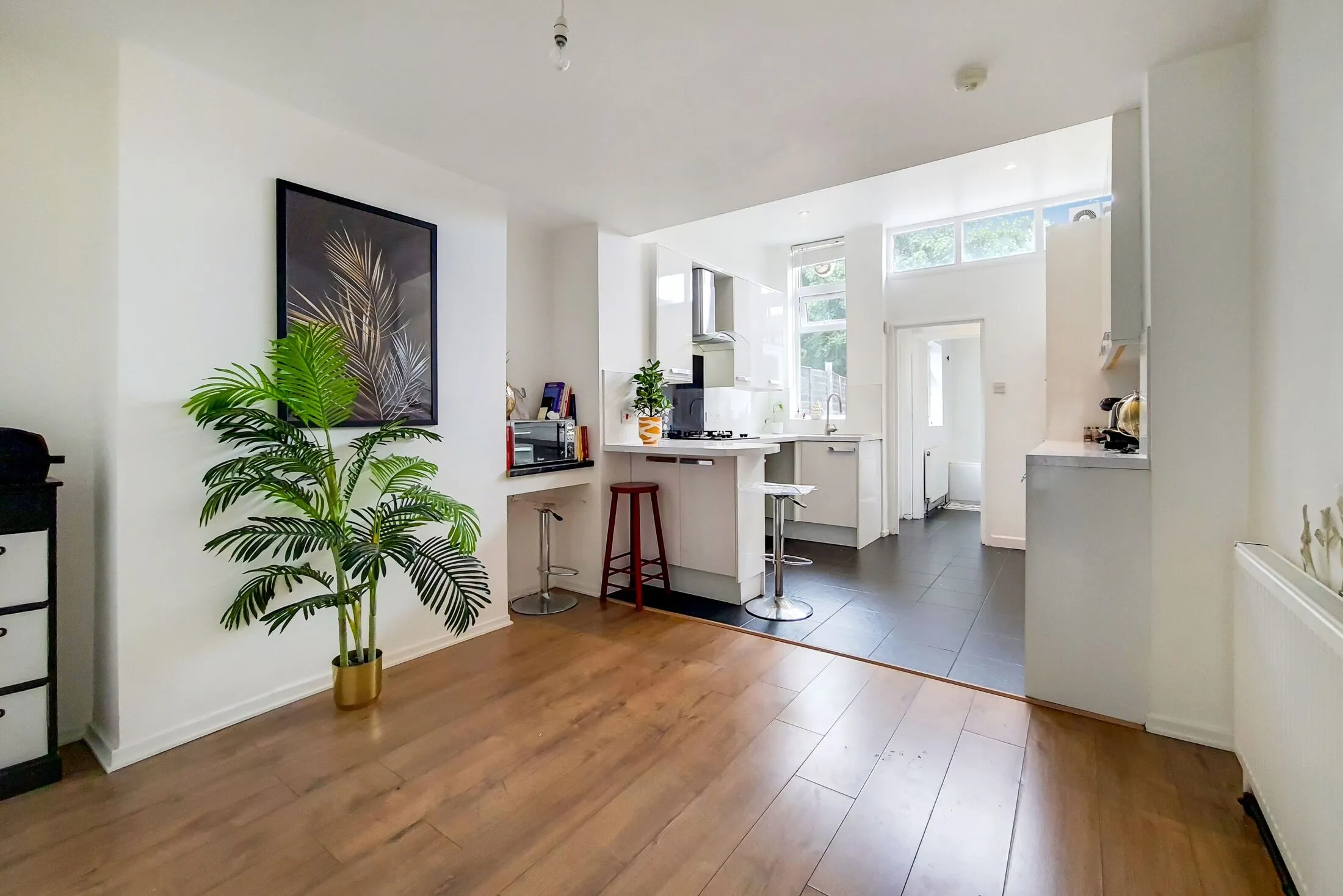 House Tamworth Lane in Greater London