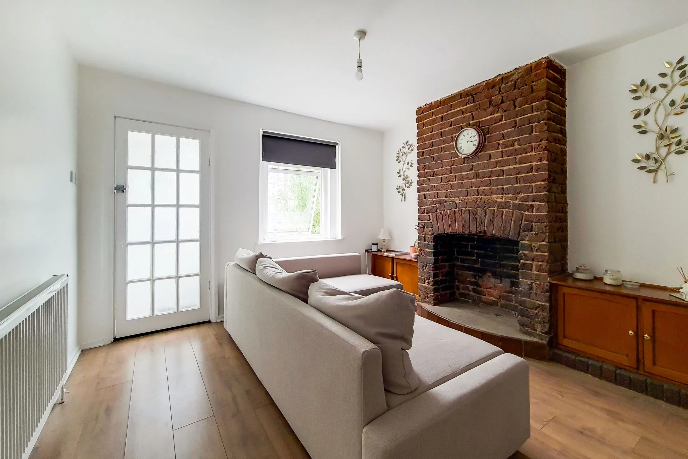 House Tamworth Lane in Greater London