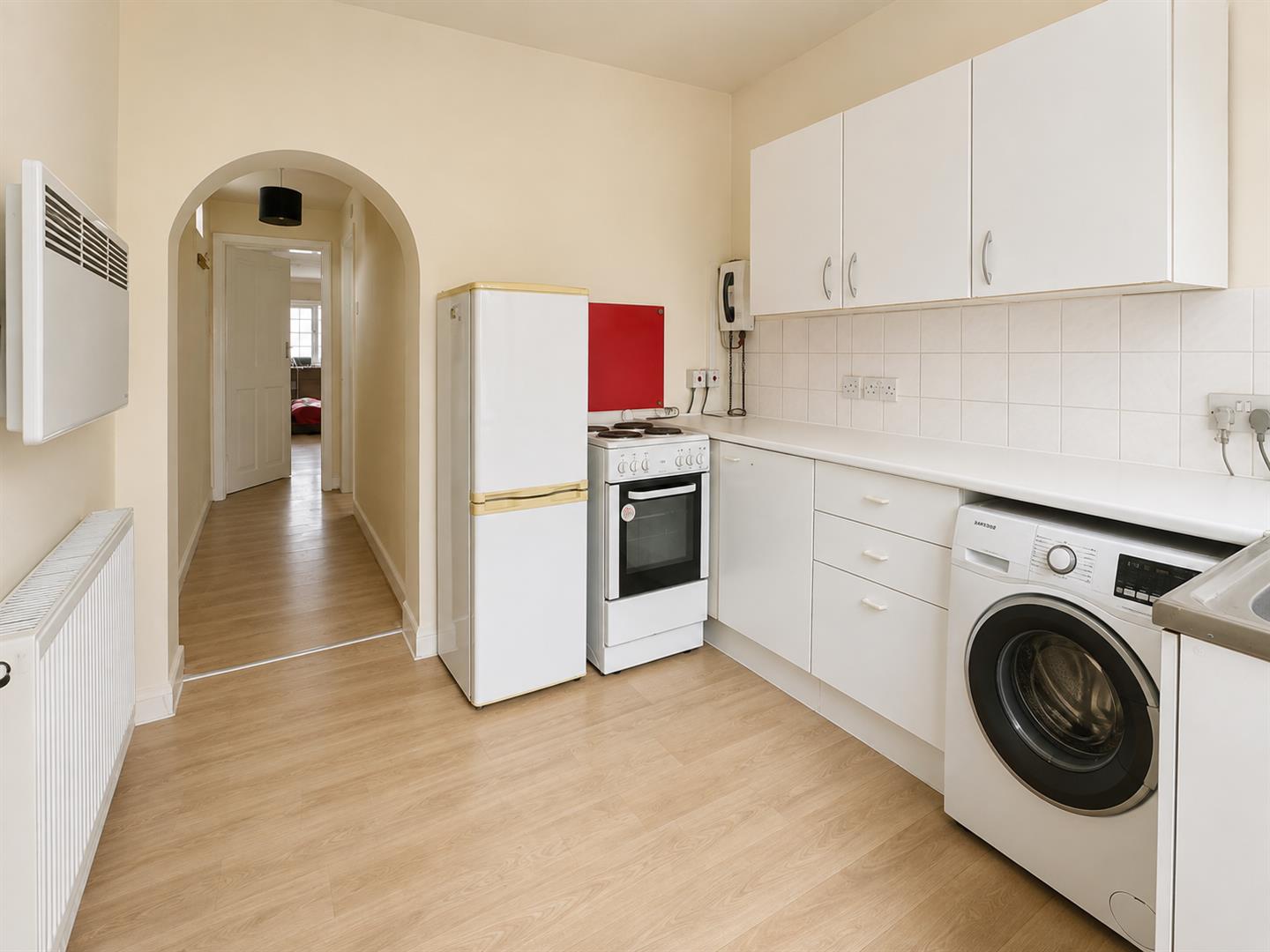 Flat Ellesmere Avenue in Greater London