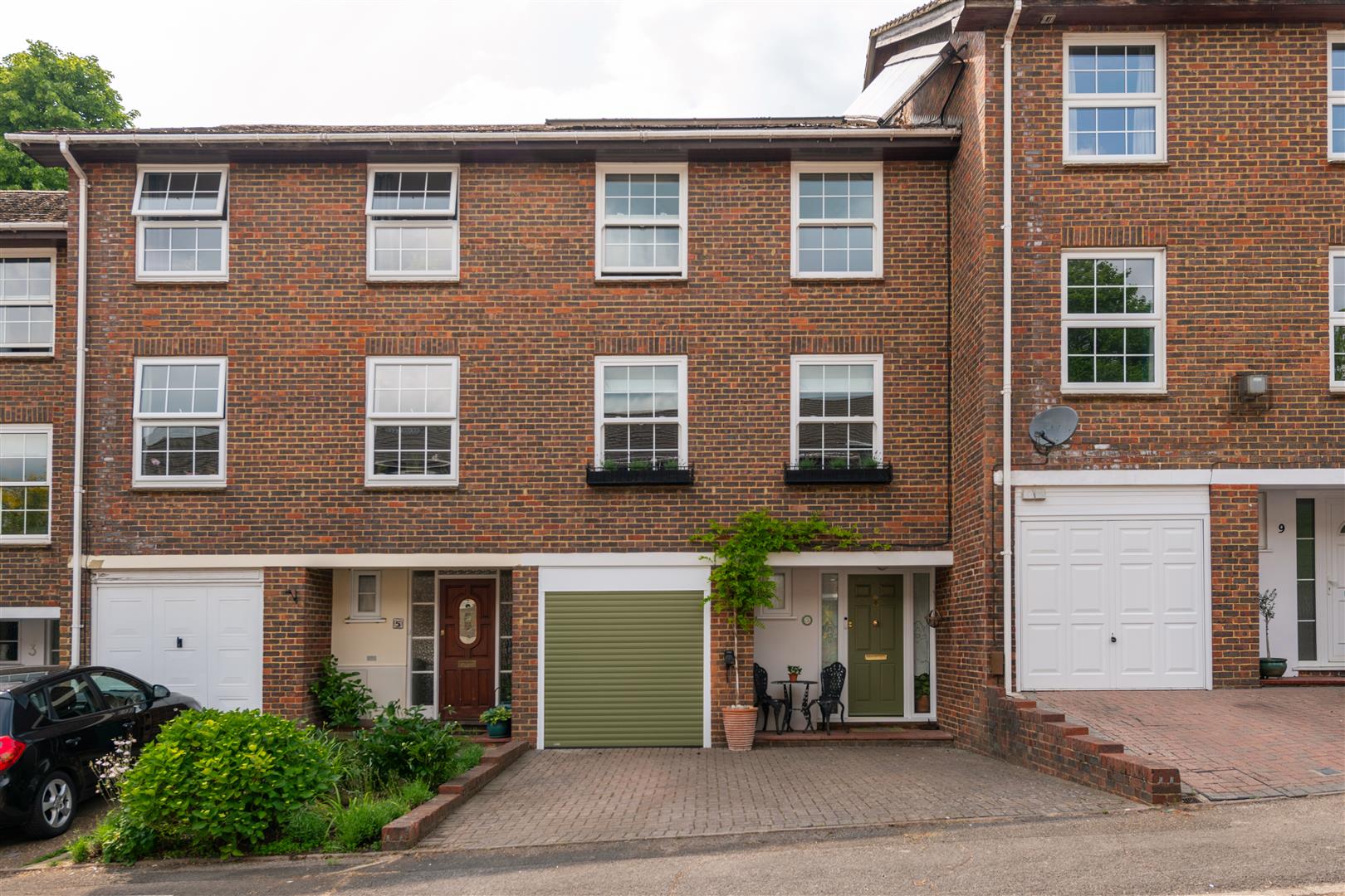House Ardshiel Drive in Reigate and Banstead