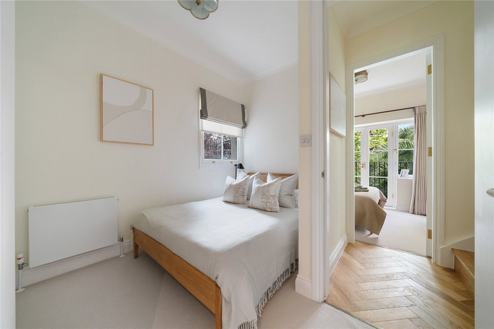 Flat Pembridge Villas in Greater London