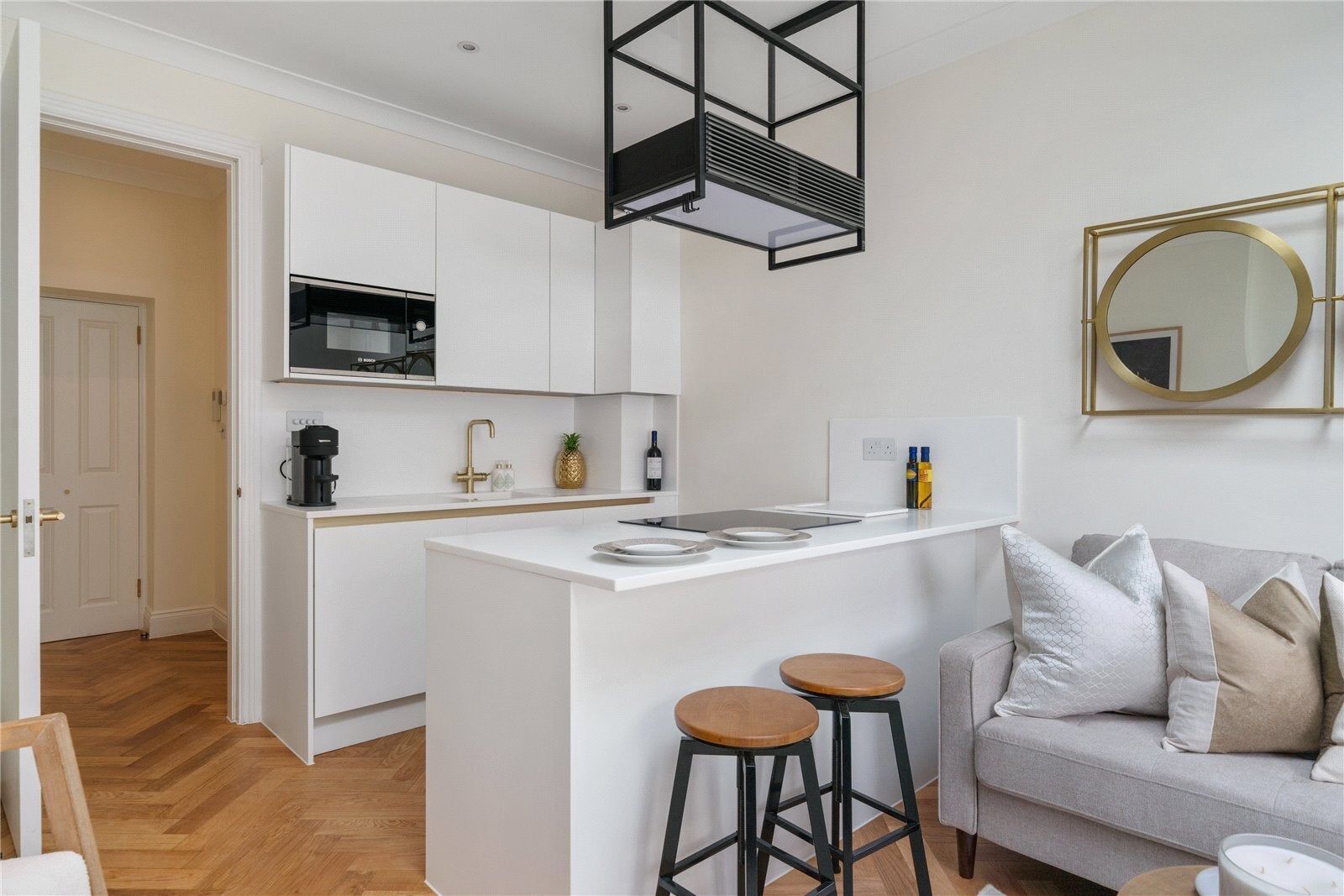 Flat Pembridge Villas in Greater London