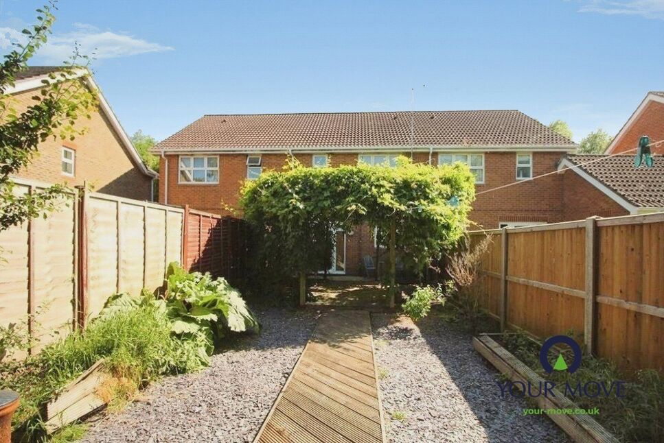 House Christopher Bushell Way in Ashford