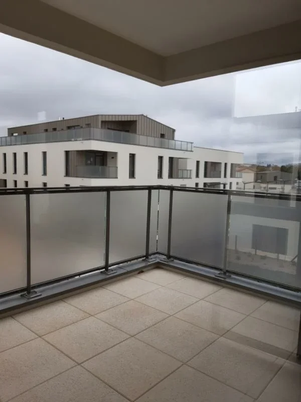 Appartement Rue du Centre Nautique à Rillieux-la-Pape