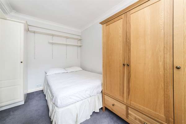 Flat Petty France in City of Westminster