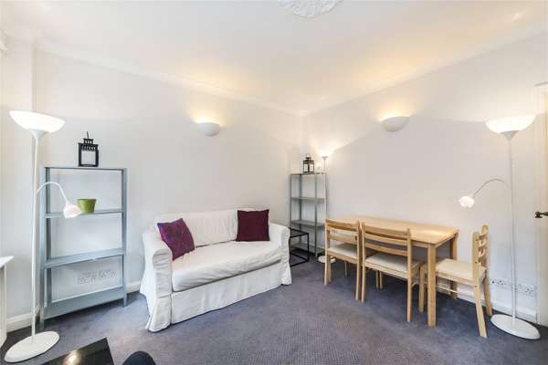 Flat Petty France in City of Westminster