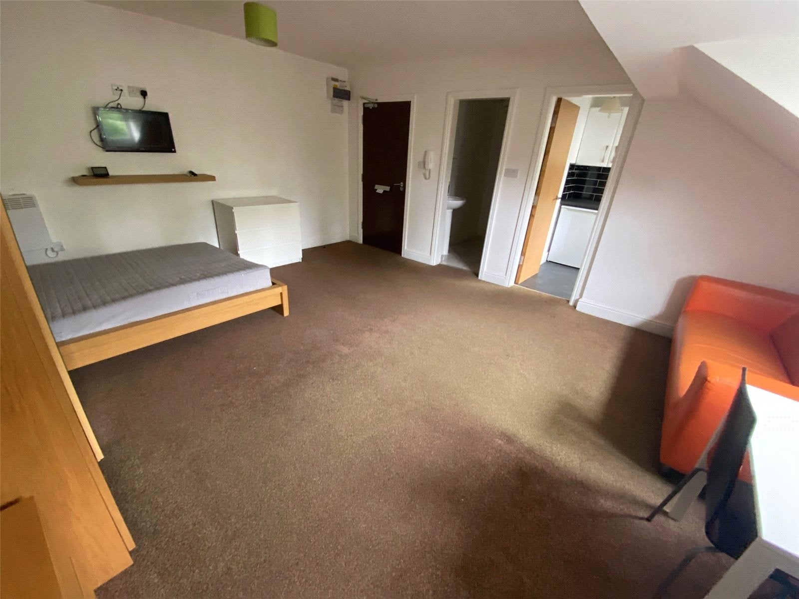 Flat Wilbraham Road in Manchester