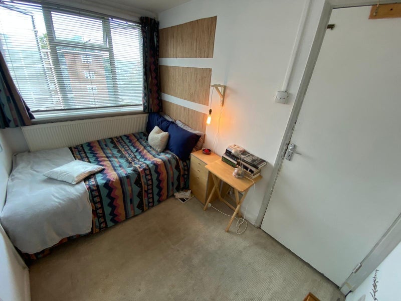 Room Fulham Court in Greater London