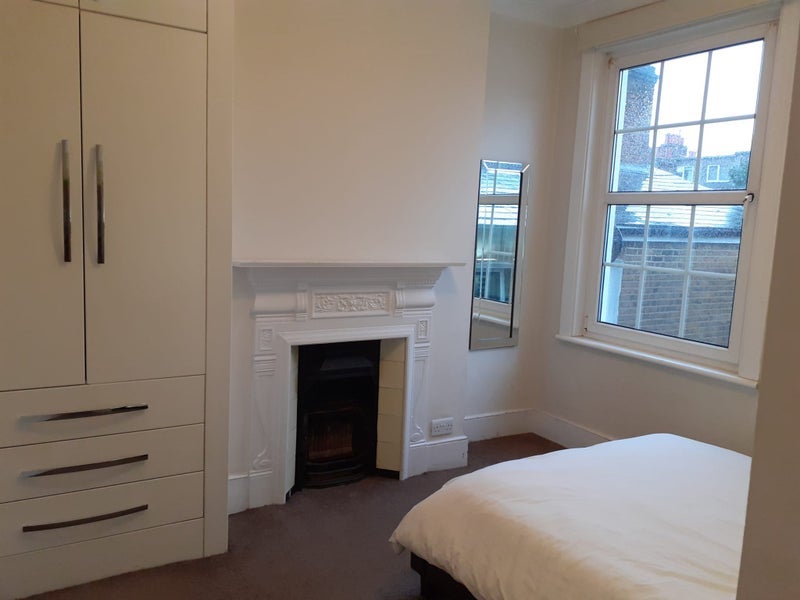 Room Sedlescombe Road in Greater London
