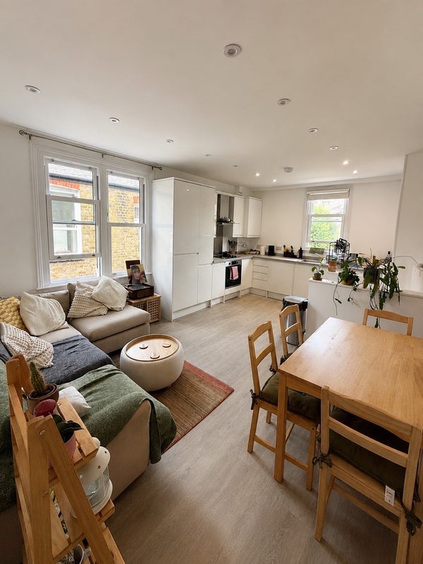 Room Ashleigh Road in Greater London