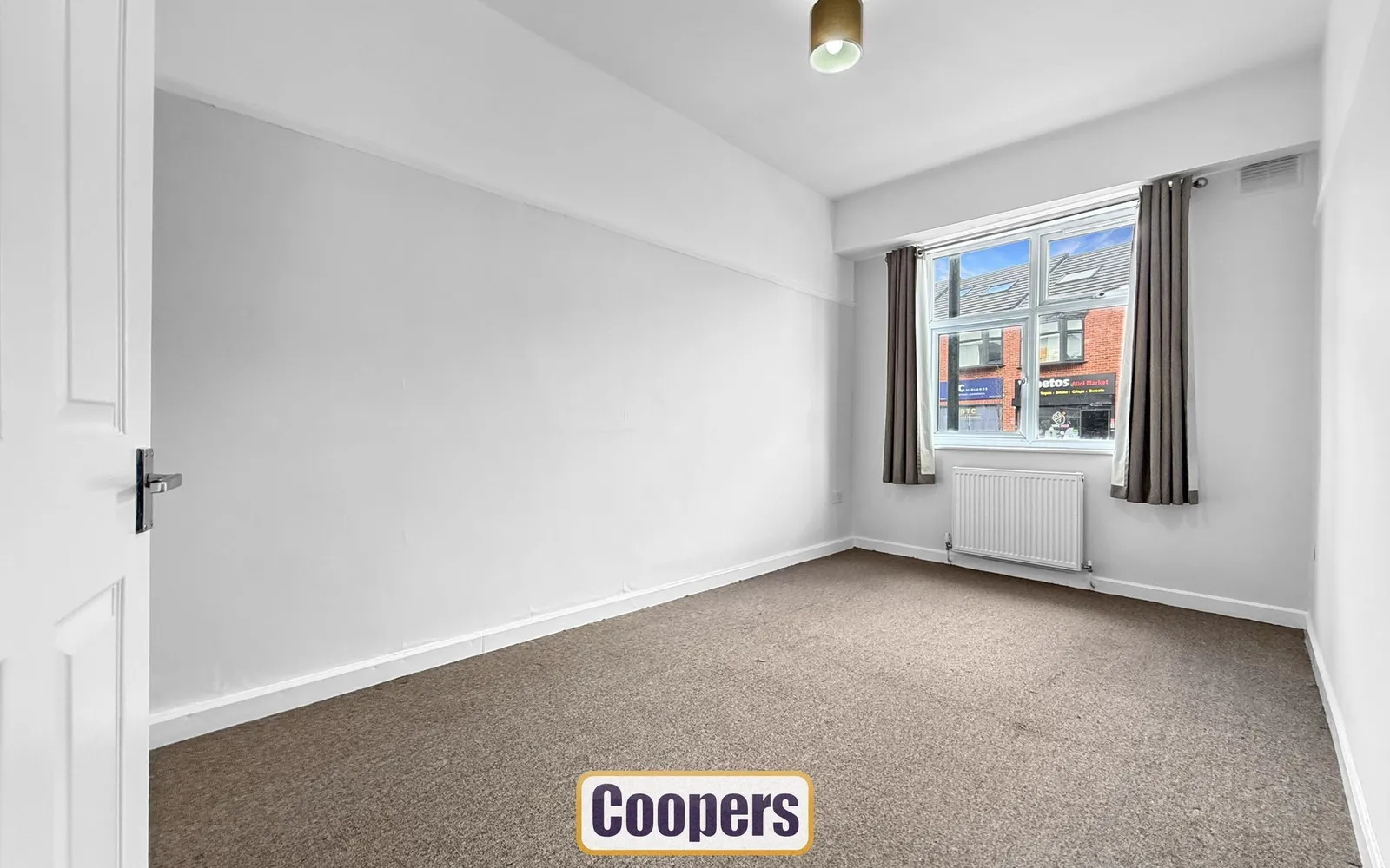 Flat Albany Road in Coventry