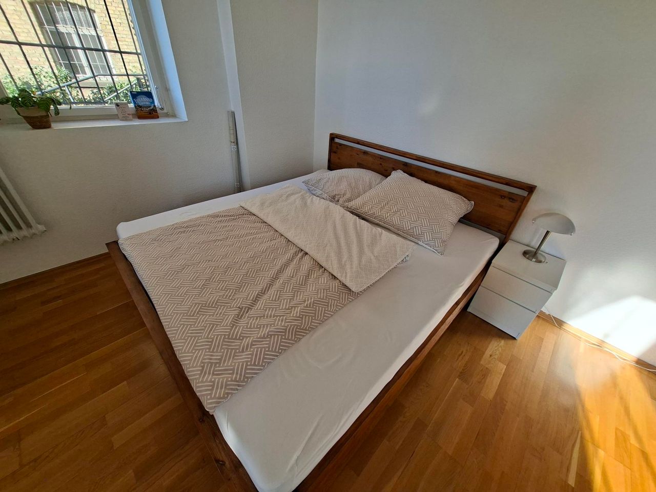 Zimmer Danneckerstraße in Stuttgart