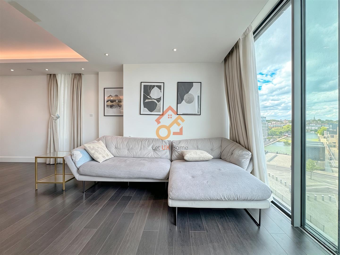 Flat Bollinder Place in London