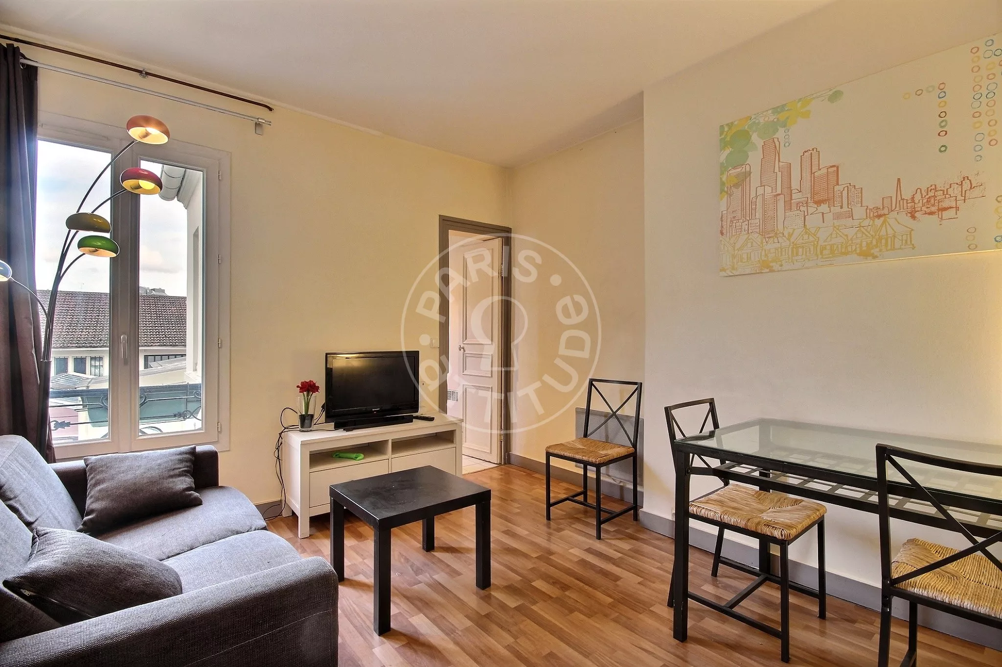 Flat Rue du Commerce in Paris