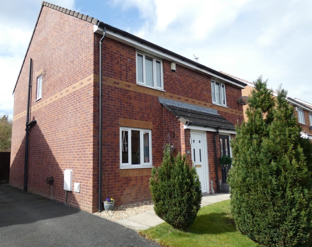 House Briar Bank Row in Preston