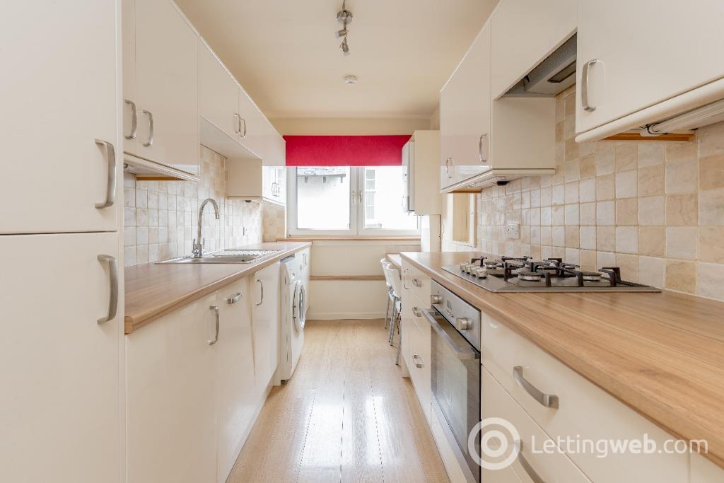 Flat Cargil Court in City of Edinburgh
