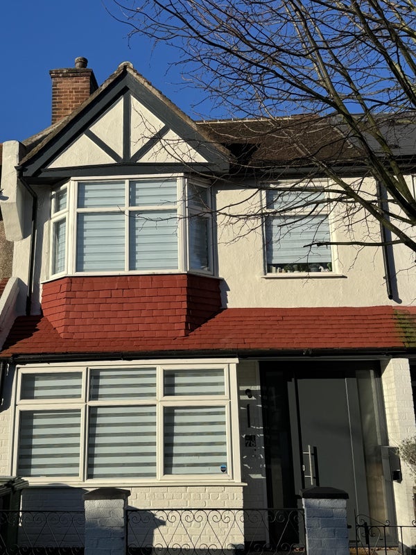 House Millmark Grove in Greater London