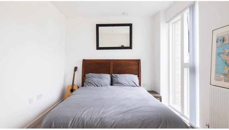 Flat Mentmore Terrace in Greater London
