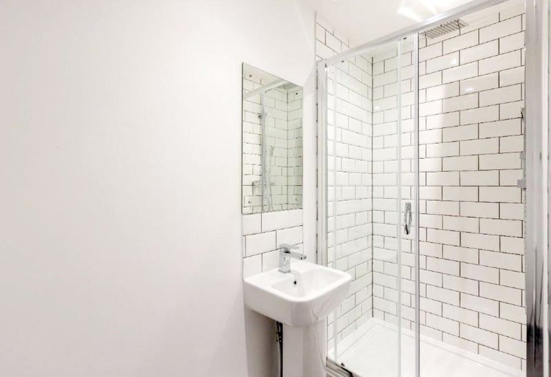 Room Manor Grove in Wakefield