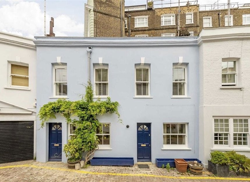 House Osten Mews in Greater London